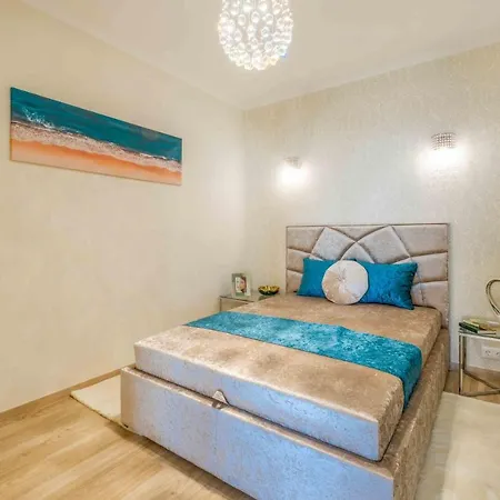 Myflat Lux Penthouse Apartment *