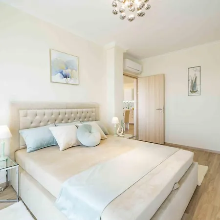 Apartment Myflat Lux Penthouse