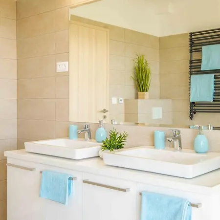 Myflat Lux Penthouse Apartment *